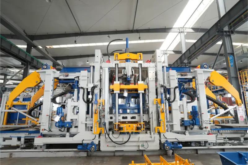 Quangong Machinery Co., Ltd. ZN2000-2 ব্লক মোল্ডিং মেশিন: কোর পারফরমেন্স ইন্টেলিজেন্ট ইট তৈরিতে একটি নতুন আপগ্রেড সক্ষম করে