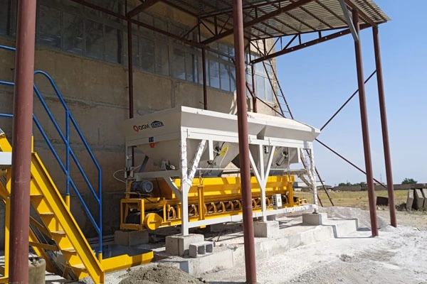 2022 সাল থেকে আর্মেনিয়ায় QT6 স্বয়ংক্রিয় ব্লক মেকিং মেশিন